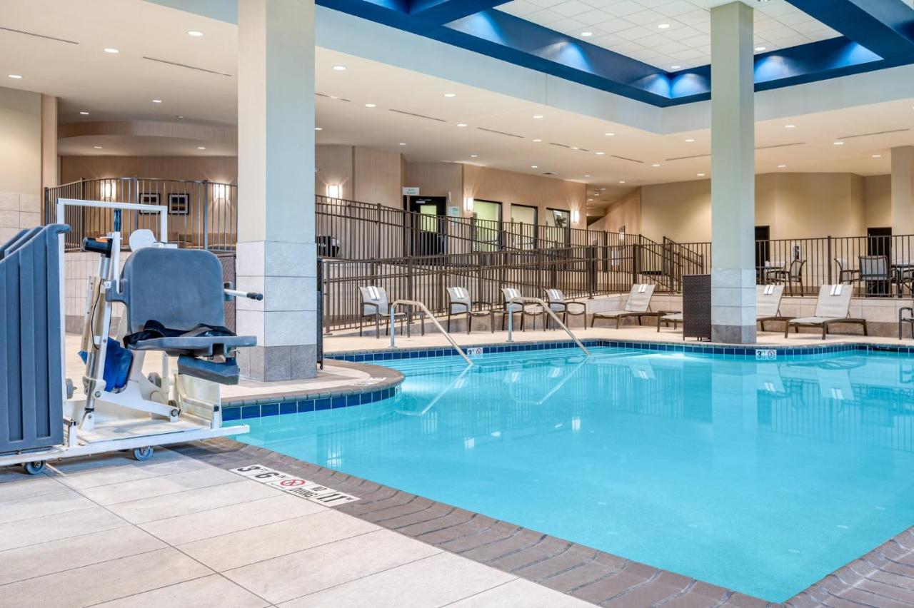 Holiday Inn - Terre Haute By Ihg Exterior foto