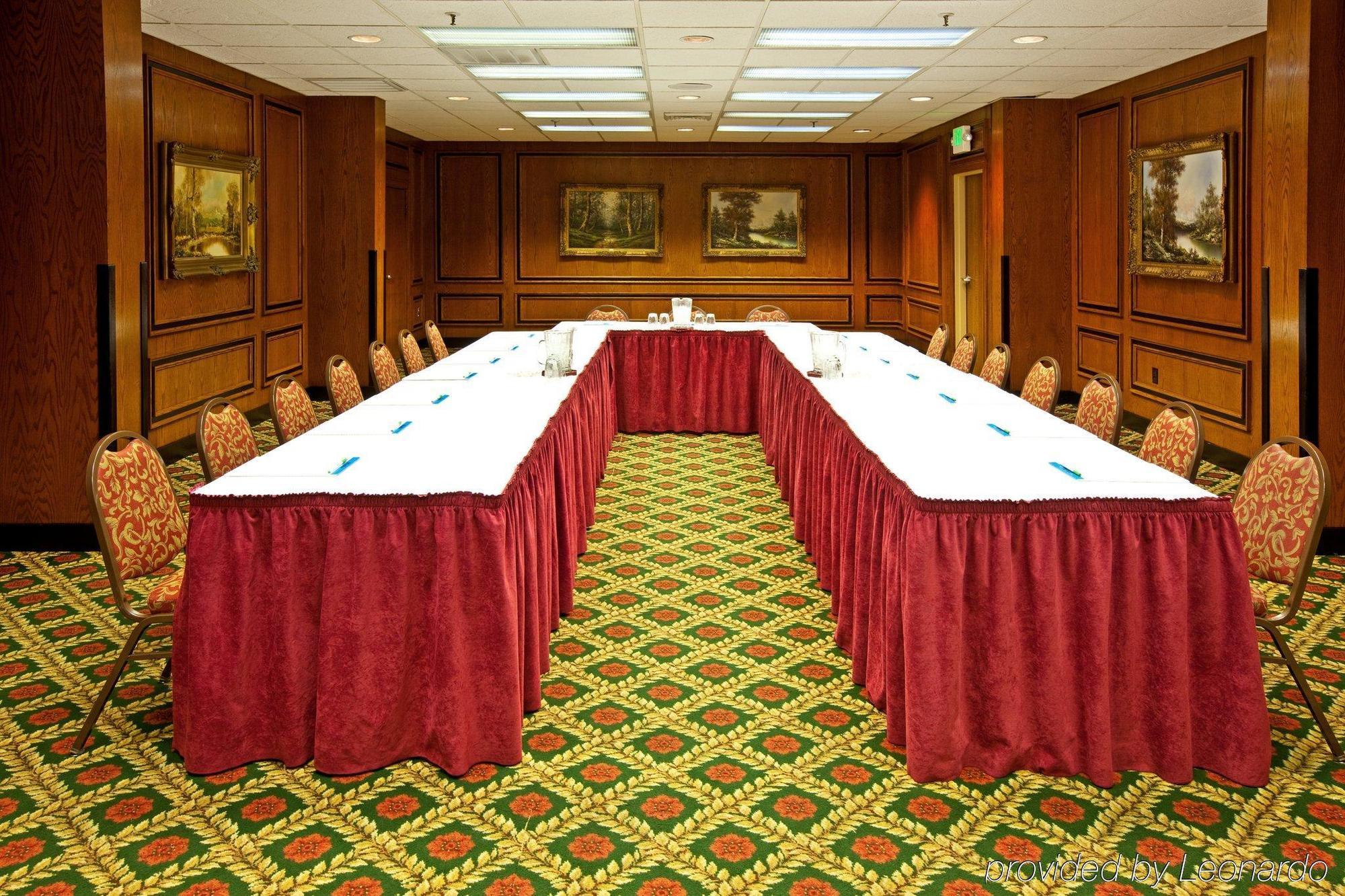 Holiday Inn - Terre Haute By Ihg Exterior foto